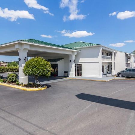 Motel 6 ウェイクロス エクステリア 写真