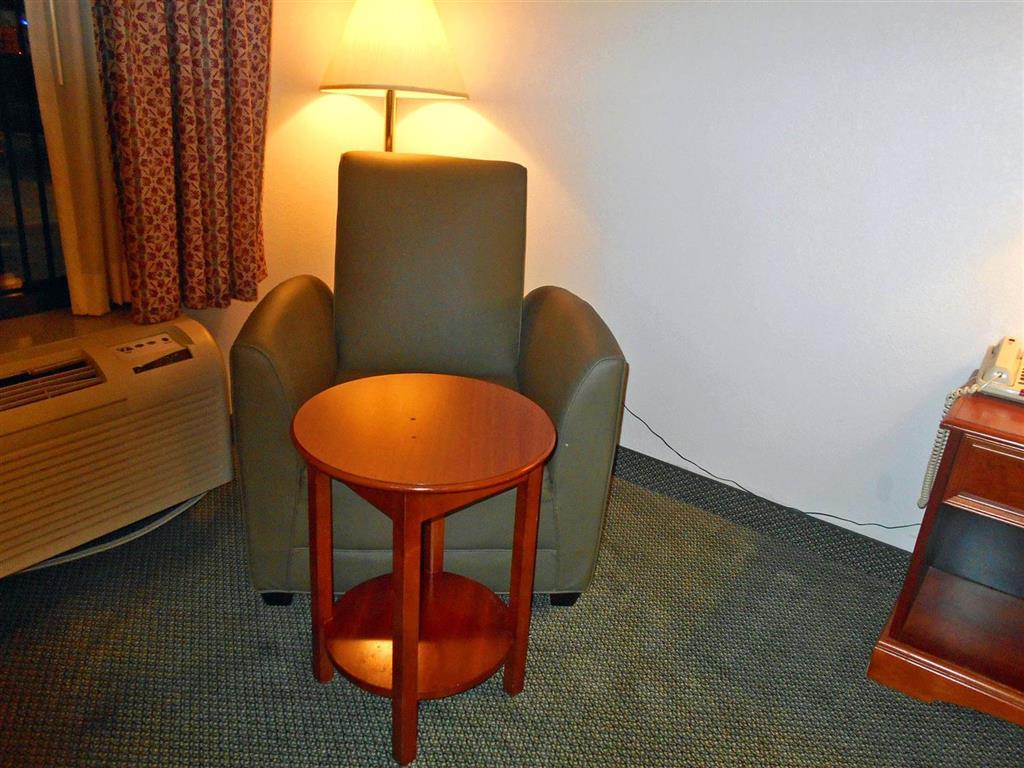Motel 6 ウェイクロス 部屋 写真